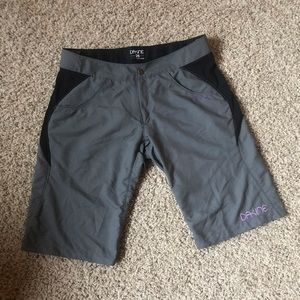 Dakine Siren Mountain Bike MTB Shorts
